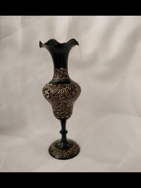 Black and Gold Decorative Pedestal Vase - Elegant Home Accent
